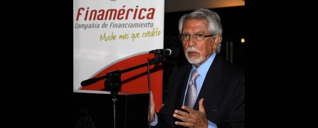 Finamérica quiere ser banco en 2012 | Edwin Bustamante | El presidente de la Junta Directiva de la compañía de financiamiento Finamérica, Pedro Gómez Barrero, encabezó anoche en el Hotel Medellín Royal, el acto de presentación de la oficina de la entidad en la capital antioqueña.