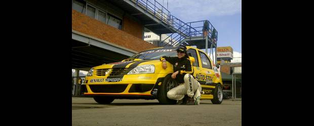 A sacar chispas en las Seis Horas de Bogotá | Cortesía Manuela Vásquez | La categoría ST3 será en la que estará Manuela Vásquez y es la más concurrida de las Seis Horas de Bogotá, con 28 de los 70 carros participantes. Se subirá a un Renault Logan 1.4 Turbo, la nueva carta fuerte del equipo Autostok.