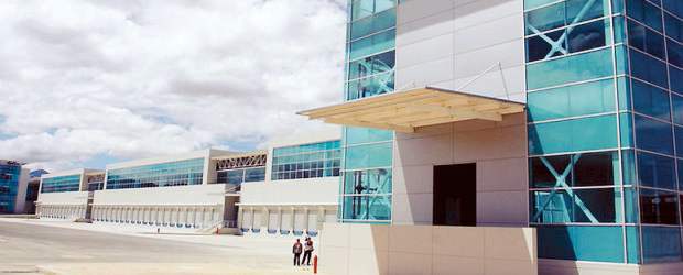 Aeropuerto ElDorado necesita una pista más grande, dice la Iata | Archivo | El remodelado aeropuerto debe estar listo en 2014.
