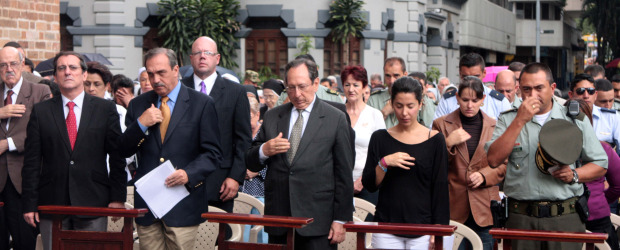 Sagrado Corazón de Jesús... en vos confío | Cortesía | Allí estuvieron el gobernador, Luis Alfredo Ramos y su secretario Privado, Jesús Alfonso Jaramillo y el ex gobernador y ex senador Juan Gómez Martínez.