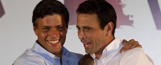 Leopoldo López se unió a Henrique Capriles en campaña electoral venezolana | AP | Leopoldo López (izquierda) y Henrique Capriles (derecha).