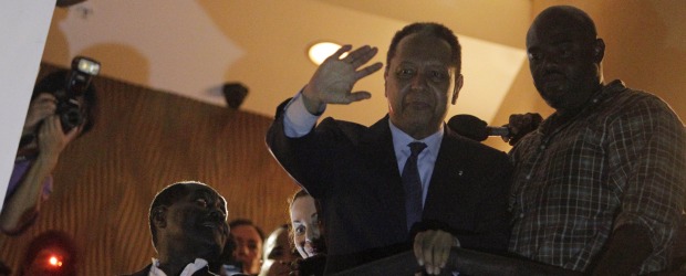 AP | El retorno de Duvalier, conocido también como "Baby Doc", hizo surgir preguntas en la capital sobre el significado del retorno de este ex mandatario.