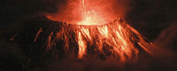 Nueva erupción en el volcán Tungurahua | El Tungurahua mantiene su actual proceso eruptivo desde 1999.