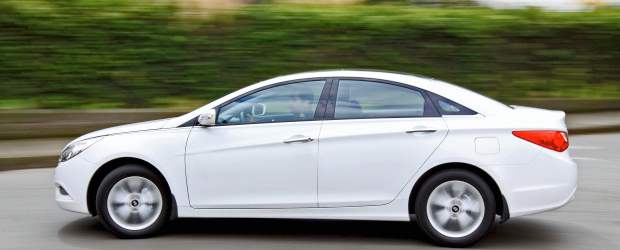 Hyundai i45, diseño y desempeño | Las líneas que lo definen a lo largo de su diseño están orientadas a buscar el mejor rendimiento con un bajo coeficiente de penetración y más eficiencia en su rodaje por las diferentes vías en el país.