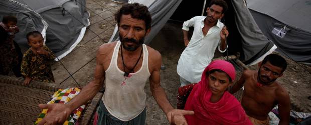 Las inundaciones en Pakistán siguen en aumento: ONU | Reuters | Los damnificados pidieron más entregas de ayudas.