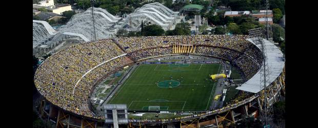 Panorámica estadio Atanasio Girardot | Henry Agudelo | Este es el escenario donde, el 19 de marzo, en la noche, se dará el espectáculo que el director italiano Franco Dragone ideó para Medellín y cuyo tema es guardado con recelo porque se quiere que sea una gran sorpresa. "El show estará basado en el factor humano, los valores olímpicos e inspirado en la música de Colombia y de Suramérica", dijo en reciente entrevista para EL COLOMBIANO.