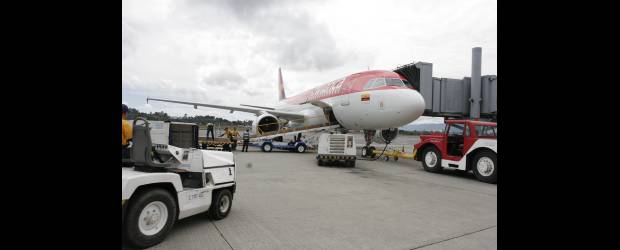 Aerolíneas y agencias, sin acuerdo | Archivo | No llegaron a un acuerdo las aerolíneas y las agencias de viajes sobre los cargos a las tarifas que tendrán las compras por internet.