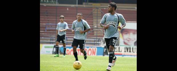 A Nacional le corrieron juego ante el Huila | Juan Antonio Sánchez | Nacional entrenó ayer en su sede de San Cristóbal con toda su nómina con el fin de agilizar la recuperación en la Liga Postobón a partir del 31 de marzo.