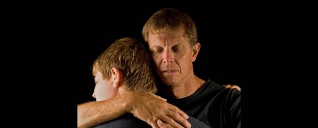 Apoyo y diálogo frente a las drogas | Shutter Stock | Los padres deben orientar a sus hijos desde temprana edad para prevenir y evitar problemas de drogadicción en la juventud. El deporte, la alimentación y las diferentes actividades que se compartan en familia son importantes para alejar a los adolescentes de este tipo de peligros.