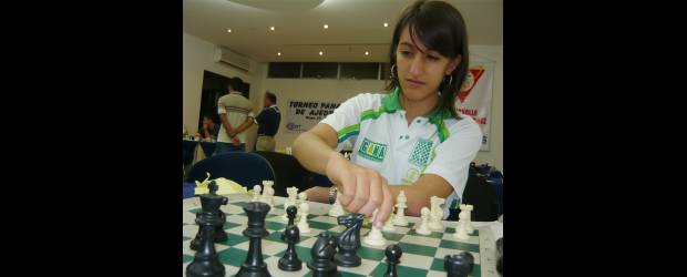 Súper torneo de ajedrez | Federación Colombiana De Ajedrez | Aura Salazar estrenará su título de Maestra Internacional en el Nacional de Mayores que se cumplirá en Medellín. Las damas iniciarán el lunes.