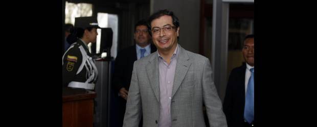La corrupción asoma su cabeza en todas partes | Colprensa, Bogotá | Gustavo Petro hizo oficial las denuncias ante la Corte Suprema.