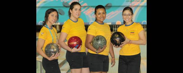 Bogotá se quedó con 11 de 12 oros en bolo | Archivo | Rocío Restrepo (izquierda), aunque nació en Tolima, compite por la Liga de Bogotá.