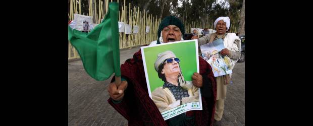 E.U. anticipa caída de Gadafi | Zohra Bensemra, Reuters - Trípoli, Libia | En Trípoli, los simpatizantes de Muamar el Gadafi continúan expresando su rechazo a la intervención extranjera que presta apoyo a las milicias rebeldes.