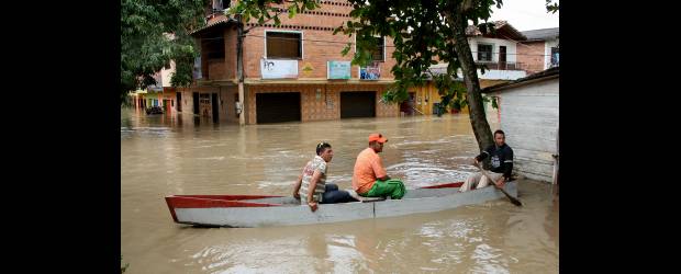 Se agilizarán trámites para ayuda humanitaria | Juan Antonio Sánchez | Con los 4,5 billones de pesos que el Gobierno Nacional destinó para el Fondo de Calamidades se espera atender lo más urgente de la crisis que atraviesa el país por causa del invierno: la ayuda humanitaria y las obras menores.