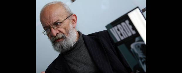 Verde guerra y verde esmeraldas | Raúl Palacios. Colprensa | Pedro Claver Téllez relata la historia de cómo una oportunidad de progreso colectivo termina siendo casi una maldición que lleva dolor, muerte y miseria con esta es una edición ampliada y corregida de un libro editado por primera vez hace 19 años: Verde.