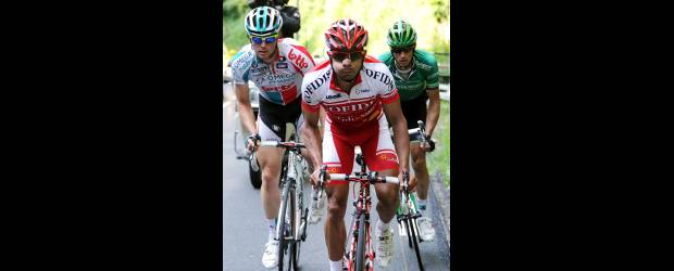 Leo Duque batalló liderato de la montaña | Pascal Pavani, Afp, Saint Pierre De Chartreuse-francia | El vallecaucano Leonardo Fabio Duque (Cofidis) fue distinguido ayer con el premio de la combatividad y es colíder de la montaña del Dauphiné Liberé.