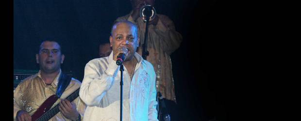 El Joe será el sonero para siempre | Archivo | Esa mezcla de salsa, música tropical y ritmos africanos que identificaron las armonías del Joe Arroyo, estarán para siempre en la memoria artística de Colombia. Se fue el músico, pero siempre quedará el recuerdo de una vida de perseverancia.