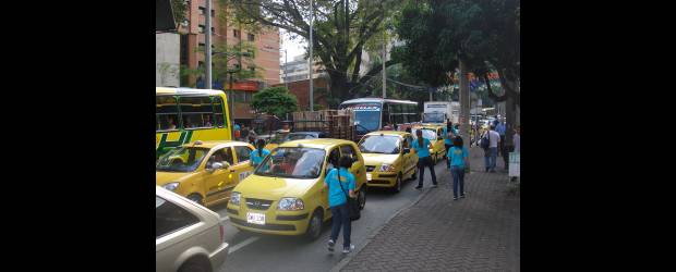 El 85% de las multas son por mal comportamiento | Cortesía | Durante tres días la iniciativa Pórtate bien ¡Cuida la Vida!, que termina hoy, recorrió más de 40 puntos críticos de movilidad en la ciudad tales como La Minorista, la Avenida Oriental, El Parque San Antonio y la Avenida San Juan.