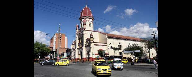 Tensiones tocan la tradición en La América | Manuel Saldarriaga | La América surgió en 1869 a partir del caserío La Granja (1675). Siendo un corregimiento de Medellín, empezó con la construcción de la iglesia Nuestra Señora de los Dolores (1898) un proceso de urbanización que no se detiene.