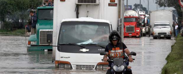 La Niña mojará todo hasta final de año | Archivo | Antioquia, Cundinamarca (Bogotá, en la foto), Boyacá, Norte de Santander y Santander son los primeros departamentos en los que desde el miércoles se comenzó a sentir la inminente llegada de la segunda ola invernal de 2011.