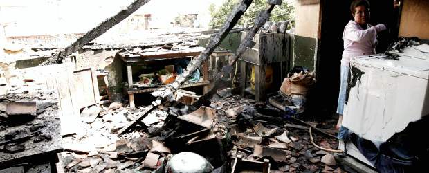 Fuego consumió negocio familiar | Juan Fernando Cano | A pesar de las pérdidas, que la dueña calcula en 45 millones de pesos, su mayor preocupación es volver a trabajar cuanto antes en su negocio familiar.