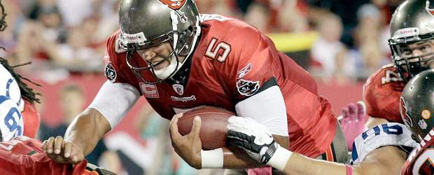 Freeman y Blount volvieron a ser la combinación ganadora | Reuters | El mariscal de campo Josh Freeman, figura en el triunfo de los Buccaneers.