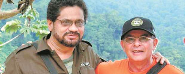Farc no renuncian a las armas ni anuncian a nuevo jefe | Archivo | La guerrilla aún no anuncia la designación del nuevo comandante. Alias "Iván Márquez" (a la derecha) es uno de los probables jefes para suceder a "Cano".