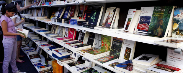 Mujeres que cuentan relatos | Jaime Pérez | Este fin de semana fueron muchos los que eligieron visitar la Fiesta del Libro y la Cultura. Y lo más interesante, que fueron en familia. Las actividades son para todos los gustos y edades.