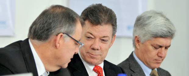 Presidente Santos y Procurador Ordóñez alertan por casos de corrupción | Cortesía Presidencia | Según cifras de la Procuraduría, la mayor parte de alcaldías y gobernaciones no revelan sus gastos, ni contrataciones.