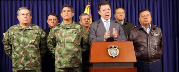 Ecuador vinculó dos ex militares colombianos por bombardeo contra "Raúl Reyes" | Archivo | Ecuador sigue con el proceso contra la cúpula militar que en 2008 aprobó la operación contra el campamento de las Farc en territorio ecuatoriano.