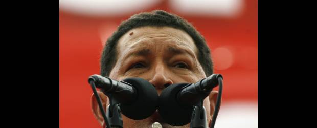 En manos de la Corte de la Haya | Reuters | El presidente de Venezuela, Hugo Chávez, en una de sus ya acostumbradas alocuciones y provocaciones.