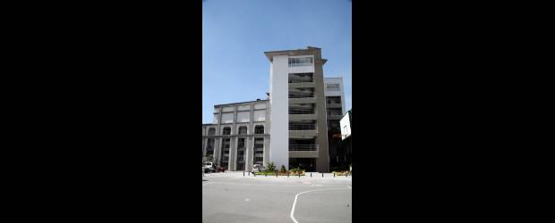 La magia está en su interior | | Este nuevo edificio tuvo un costo de 9 mil millones de pesos y su dotación fue de 8 mil millones de pesos.