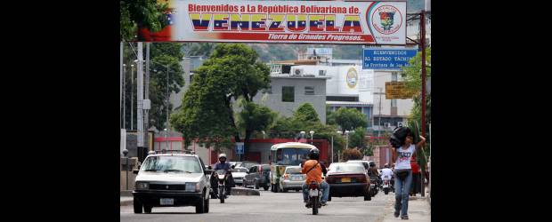 Pago de deudas, clave para volver a negociar | Manuel Saldarriaga, Cúcuta | Todos los empresarios coinciden en que es bienvenido el comercio con Venezuela una vez se salden las obligaciones económicas pendientes con ese país. Pero en esta nueva etapa de intercambio comercial las reglas de juego deben ser claras con el ánimo de que no se repita este escenario.