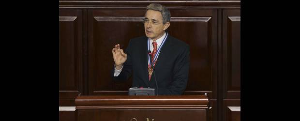 "Hay silencio cómplice e hipócrita en América": Uribe | Reurters | El expresidente Uribe rechazó el silencio "cómplice".