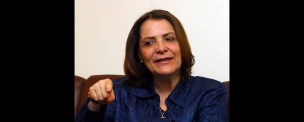 Clara López sigue armando su gabinete | Archivo | La mandataria encargada de Bogotá, Clara López, anunció la incorporación a su gabinete de tres mujeres. López continúa evaluando la capital.