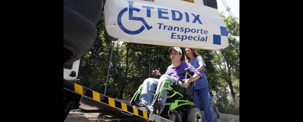 Pobreza endurece la discapacidad | Róbinson Sáenz | Con tres taxis cuenta por ahora la empresa Tedix. Su teléfono es 448 33 49.