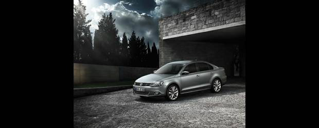 Volkswagen invierte en grande para crecer | La marca se hace mucho más global, un ejemplo es el nuevo Jetta, que globaliza la denominación de este vehículo en varios países.