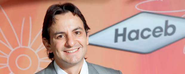 Haceb lanzó nueva imagen | Cortesía | Cipriano López González, gerente General de Industrias Haceb, destacó la labor de 70 años de la empresa y mostró la nueva imagen de la compañía.