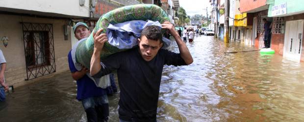 Aseguradoras pagaron 600 mil millones de pesos en siniestros por la ola invernal | Archivo | Las inundaciones causadas por las fuertes lluvias generaron muchas afectaciones en gran parte del país. Antioquia fue uno de los departamentos más golpeados.