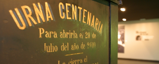 Urna Centenaria se abrirá el martes | Colprensa | Se presume que entre los documentos que contiene, pueden estar las memorias de la celebración del Centenario de la Independencia.