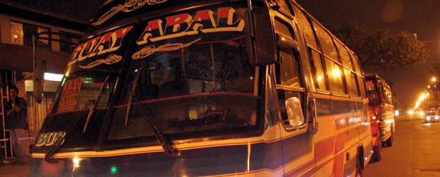 Rodrigo Martínez | Los conductores denunciaron que en menos de 10 días ya son tres veces que los atracan en la terminal de La Raya, que en la noche es muy sola.