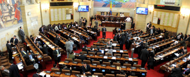 La agenda ya tiene ritmo en el Congreso | Archivo | Luego de tres semanas de críticas al Ejecutivo, la agenda del Gobierno empezó a moverse en las comisiones. La ampliación de ministerios y la Ley que prorroga disposiciones en materia de orden público son las primeras que saldrán.