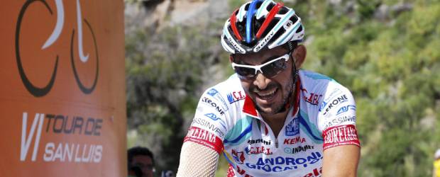 Serpa le gana a la fiebre en el Tour de San Luis | Cortesía Luis Enrique Barbosa-san Luis, Argentina | En el brazo derecho se aprecia la malla que protege las heridas que sufrió el sucreño José Rodolfo Serpa en el Tour de San Luis. Está sexto en la general.