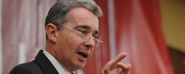 Estatua de "Tirofijo" en Venezuela anima a derrotar al terrorismo: Uribe | Cortesía Presidencia de la República | El presidente de la República, Álvaro Uribe, dijo que esos homenajes invitan a los colombianos a luchar contra el terrorismo.