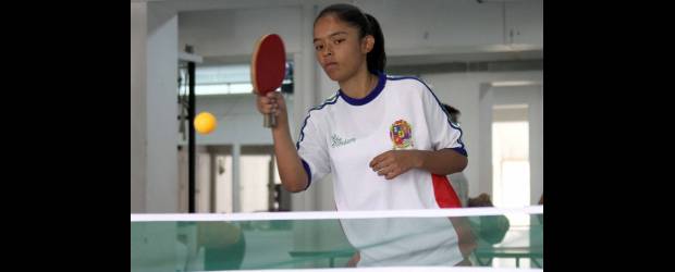 Deporte y cultura animan a la juventud | Hernán Vanegas | Alexandra Herrera ha empezado a realizar sus sueños deportivos.