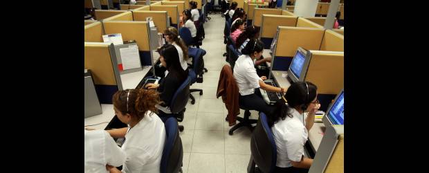 Une financia más inversiones | Julio Cesar Herrera | Las inversiones de Une, entre 2010 y 2015, sumarán 2,7 billones de pesos. Una de sus filiales, Emtelco -en la foto-, planea invertir en la creación de una nueva sociedad de BPO como zona franca, para generar 800 empleos.