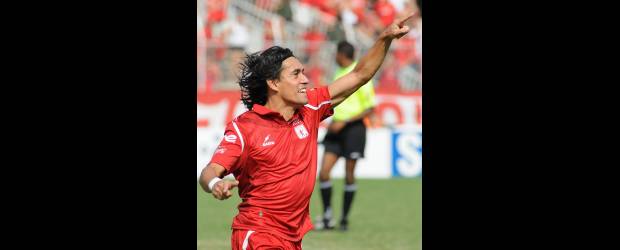 El clásico de rojos será en Girardot | Archivo, Colprensa | Sergio Alejandro Galván, el máximo goleador en la historia del rentado con 219 anotaciones, hace parte del América que será local hoy en Girardot.