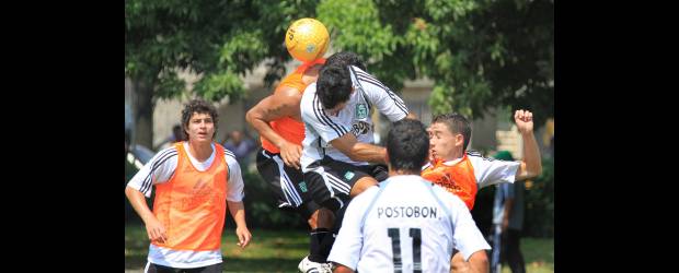 Osorio vuelve y entra al ramillete | Archivo | La juventud de Nacional confía en que el nuevo técnico le abra las puertas en el equipo profesional como lo intentó hacer José Fernando Santa, pero lo dejó en el camino. Cantera y buenos formadores existen, pero hay que mostrarlos.