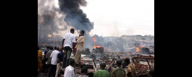 Bombas caseras sacuden a Nigeria | Ayodele Ojo, AP - Lagos, Nigeria | Los ataques en la ciudad de Jos se produjeron durante la Nochebuena.