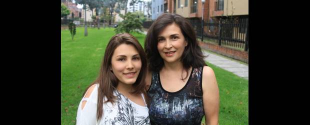 Una lucha unida contra el Turner | Cortesía | Julieth y Yuli. Juntas enfrentaron el Síndrome de Turner y hoy ella, la hija, es una mujer ad portas de ingresar a la universidad y seguir su vida. El diagnóstico lo conocieron cuando Julieth estaba en segundo de primaria.